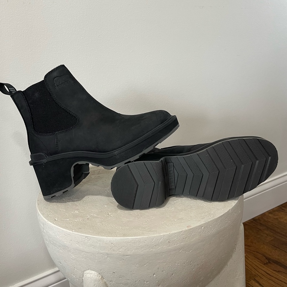 SOREL WOMEN'S HI-LINE™ HEEL CHELSEA BOOT, US 7.5